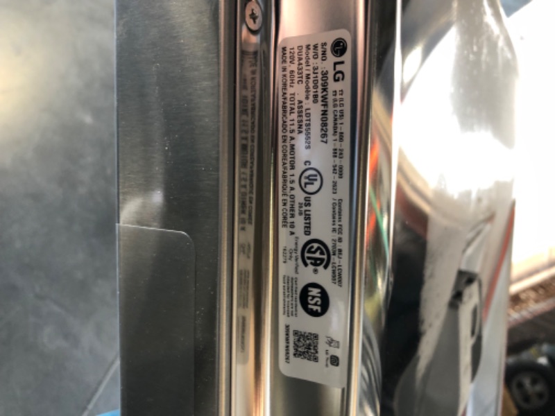 Photo 1 of (READ NOTES) Top Control Smart Dishwasher with QuadWash™

