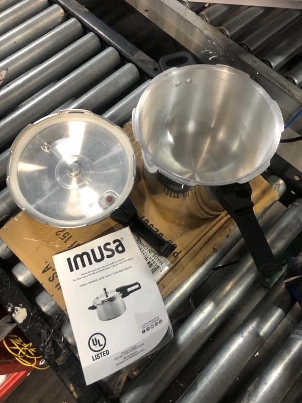 Photo 2 of (READ NOTES) IMUSA USA A417-80801W Aluminum Stovetop Pressure Cooker, 7.0 Quart, Silver
