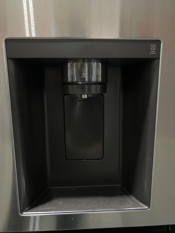 Photo 10 of LG Door in Door 27.12-cu ft Side-by-Side Refrigerator with Ice Maker (Printproof Stainless Steel)