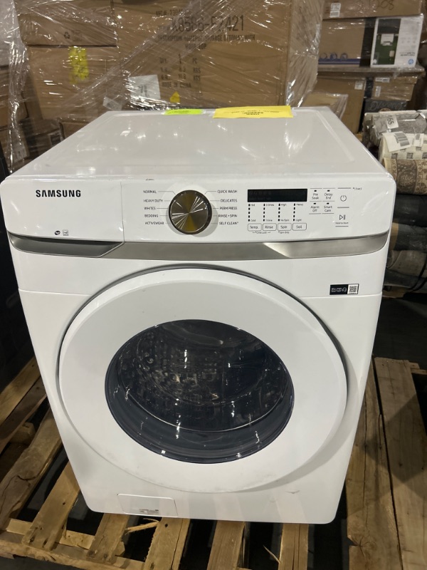 Photo 2 of Samsung 4.5-cu ft High Efficiency Stackable Front-Load Washer (White) ENERGY STAR