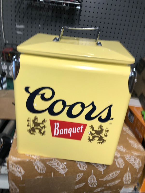 Photo 2 of Banquet Retro Ice Chest Cooler with Bottle Opener 13 L /14 Quart Vintage Style Ice Bucket for Camping, Picnic, Beach, RV, BBQs, Tailgating, Fishing by Koolatron