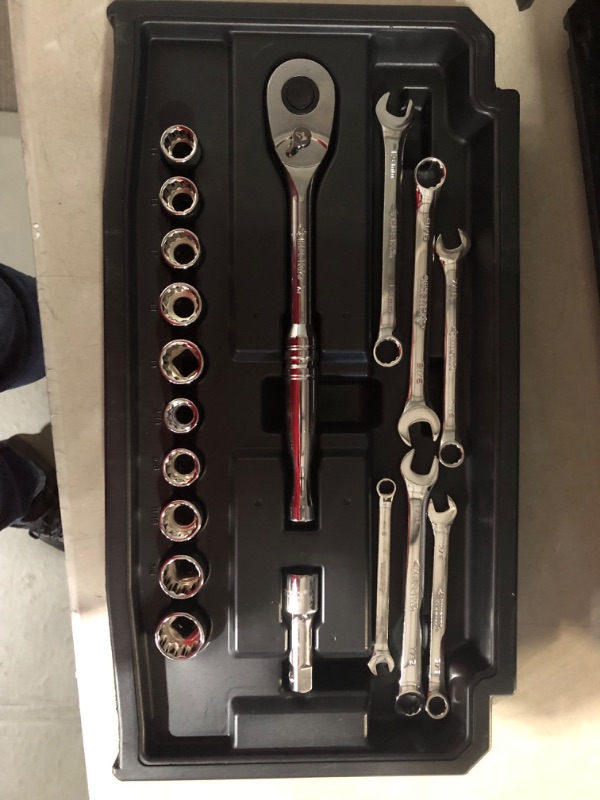 Photo 4 of ***MISSING 4 WRENCHES***
Husky 270-piece mechanics tool set