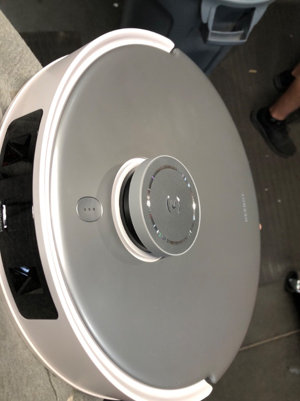 Photo 4 of 
ECOVACS DEEBOT T10 OMNI Robot Vacuum and Mop Combo