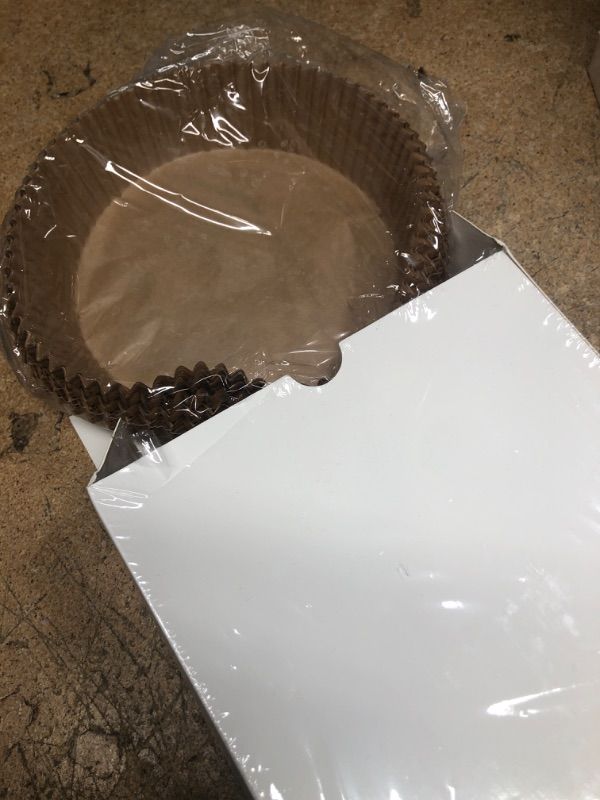 Photo 2 of 120 PCS Air Fryer Disposable Paper Liner, Round Eco-Friendly Air Fryer Parchment Paper Liners, 6.3” Non-Stick Air Fryer Paper Liner, Oil-proof & Waterproof Air Frueryer Liners for 3-5QT Air Fryer Brown 120PCS