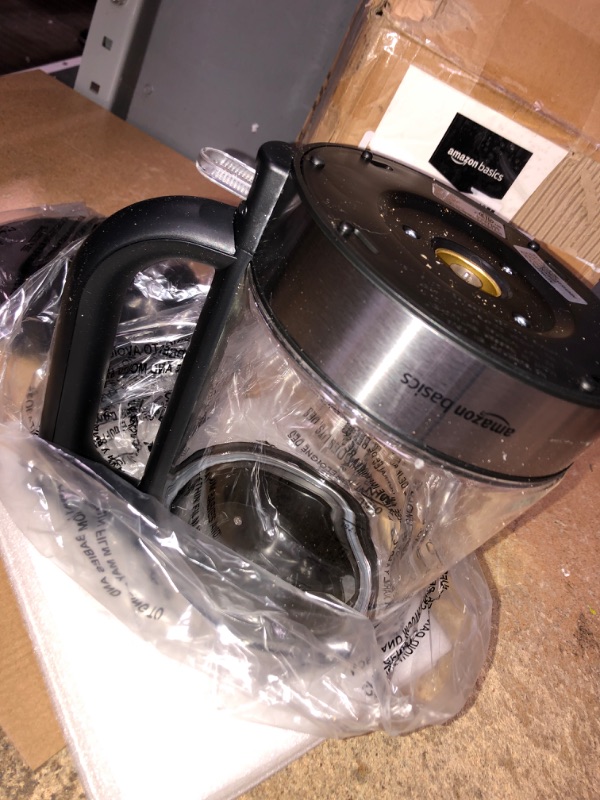 Photo 2 of (USED) Amazon Basics Electric Glass and Steel Hot Tea Water Kettle, 1.7-Liter, Black and Sliver Glass Carafe 1.7 Liter