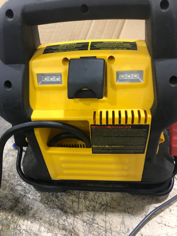 Photo 4 of unable to test    DEWALT DXAEJ14 Digital Portable Power Station Jump Starter: 1400 Peak/700 Instant Amps, 120 PSI Digital Air Compressor, 3.1A USB Ports, Battery Clamps , Yellow