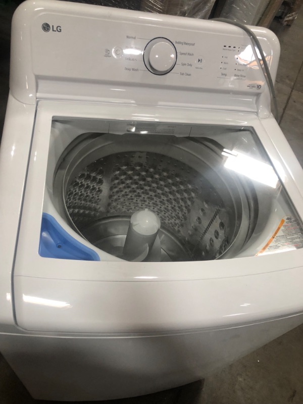 Photo 1 of LG 4.1-cu ft Agitator Top-Load Washer (White)
