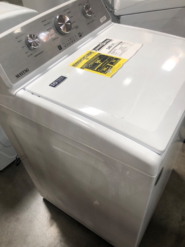 Photo 2 of Maytag 4.5-cu ft High Efficiency Agitator Top-Load Washer (White)