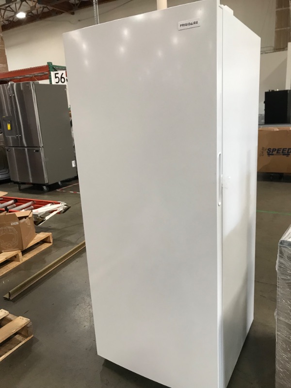 Photo 4 of Frigidaire Garage Ready 15.5-cu ft Frost-free Upright Freezer (White)