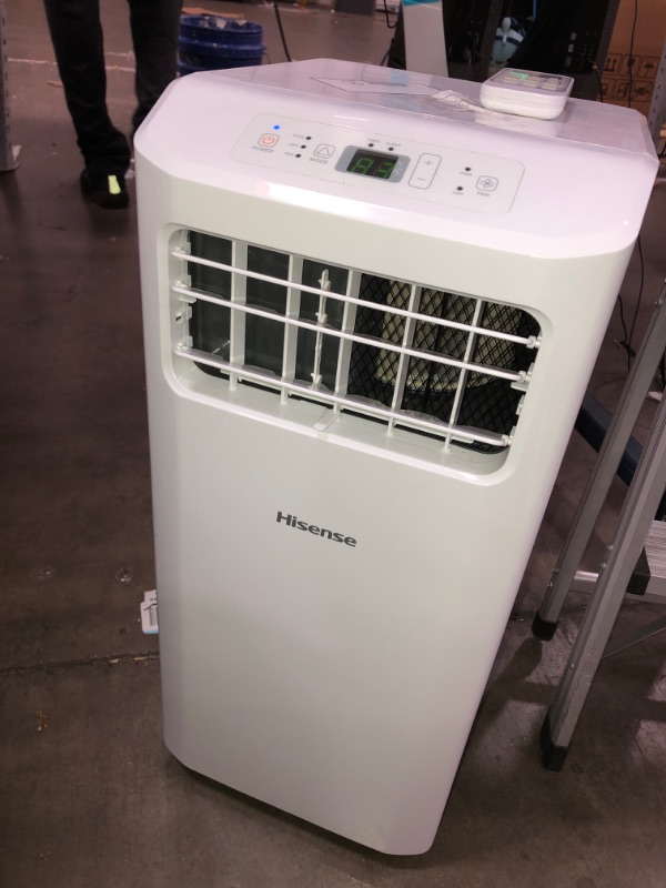 Photo 2 of *POWERS ON** Hisense Portable Conditioner 150 SF AC Mechanical 5,000 BTU Cooling Dehumidifier Fan Remote Control (AP0522CR1W)
