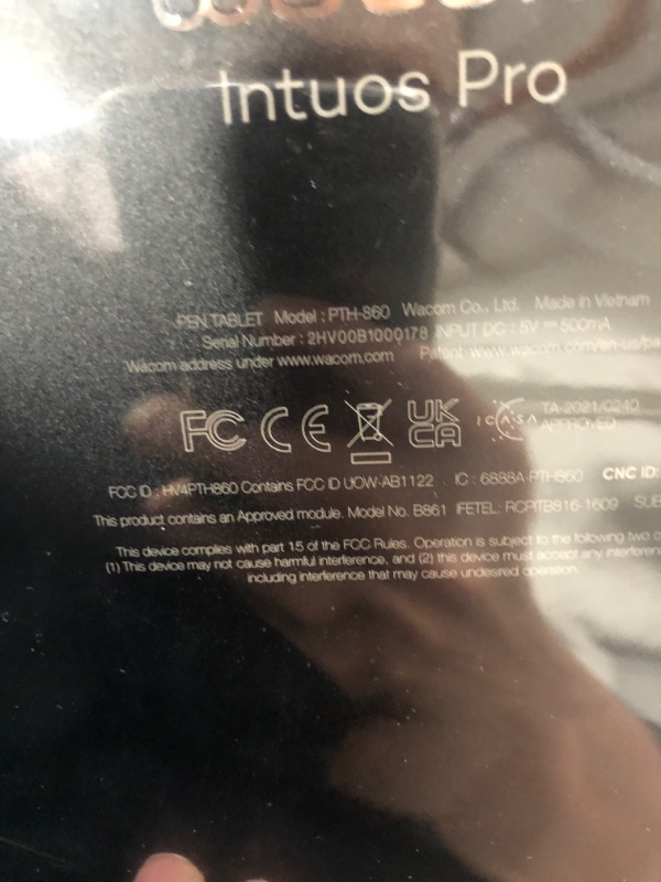 Photo 1 of Wacom Intuos Pro Large Bluetooth Graphics Drawing Tablet, black