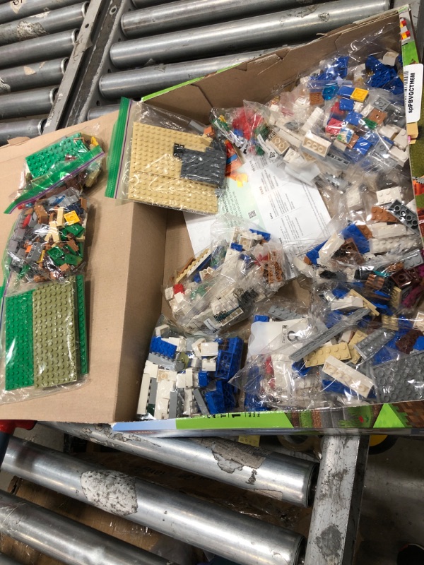 Photo 2 of *USED* MISSING PIECES* LEGO Minecraft The Llama Village 21188 Building Toy Set for Kids, Girls, and Boys Ages 9+ (1,252 Pieces) FrustrationFree Packaging