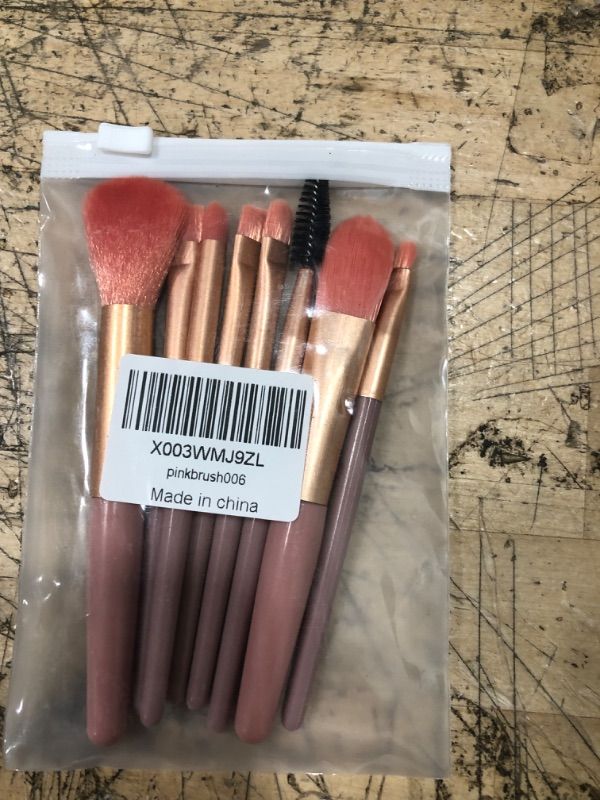 Photo 1 of 8PC MUAVE MAKE UP BRUSH SET 