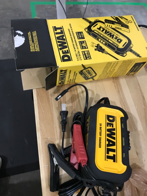 Photo 2 of DEWALT DXAEC2 DXAEC2 Professional 2-Amp Automotive Battery Charger and Maintainer