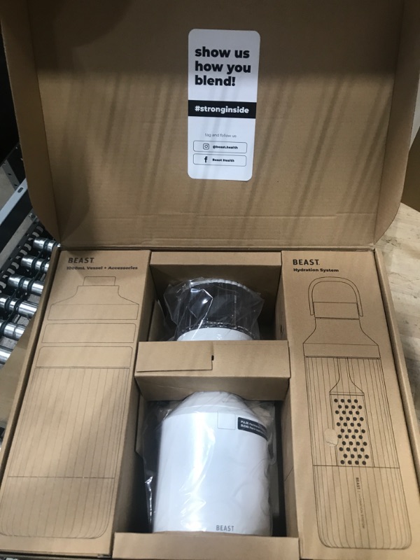 Photo 3 of **BRAND NEW** Beast Blender + Hydration System | Blend Smoothies and Shakes, Infuse Water, Kitchen Countertop Design, 1000W (Cloud White)