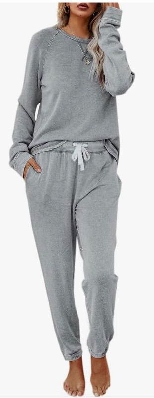 Photo 1 of Eurivicy Women's Solid Sweatsuit Set 2 Piece Long Sleeve Pullover and Drawstring Sweatpants Sport Outfits Sets SMALL