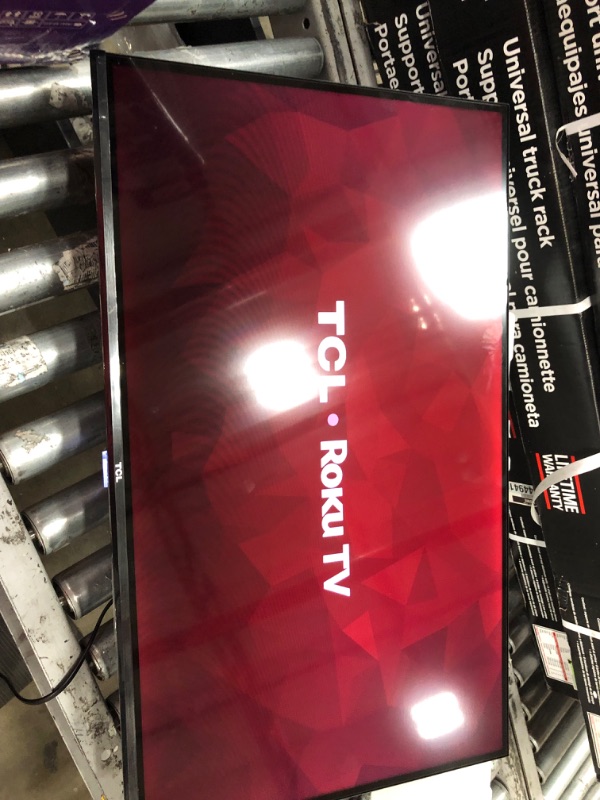 Photo 1 of TCL 32" Class 3-Series Full HD 1080p LED Smart Roku TV - 32S359