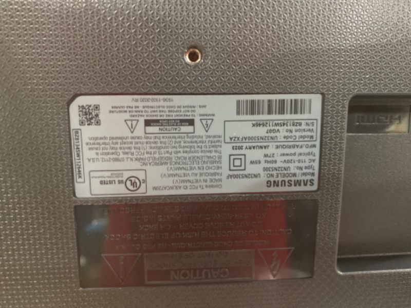 Photo 1 of SAMSUNG 32-inch Class LED Smart FHD TV 1080P (UN32N5300AFXZA, 2018 Model)