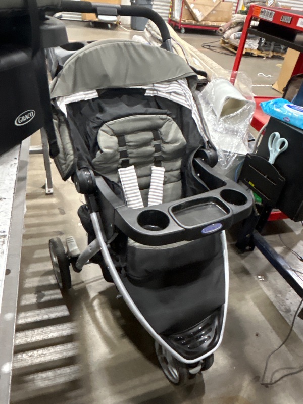 Photo 3 of *MINOR DAMAGE*
Graco FastAction Fold Sport Travel System, Gotham
