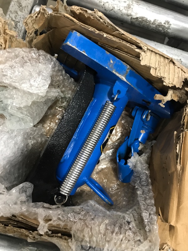 Photo 2 of Mophorn Toe Jack Lift Hydraulic Machine Toe Jack Lift Air Hydraulic Toe Jack Proprietary Heat-Treated Steel (2.5-5Ton Blue) 2.5-5Ton Blue 5 Ton