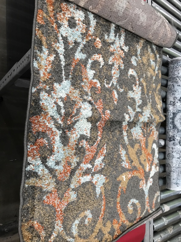 Photo 1 of 2'8X7'6FT AREA RUG