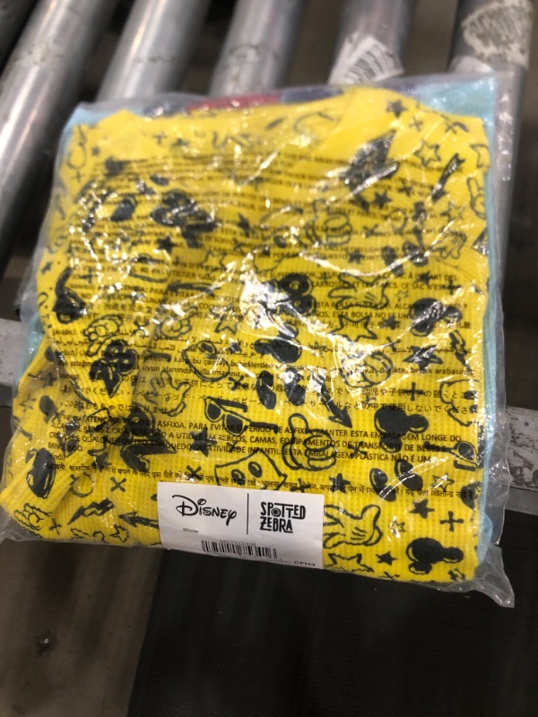 Photo 2 of Amazon Essentials Disney | Star Wars Boys and Toddlers' Long-Sleeve Thermal T-Shirts (Previously Spotted Zebra), Pack of 2 Medium Mickey/Icon