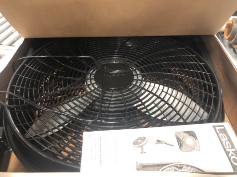 Photo 2 of 20 in. 3-Speed Air Circulator Floor Fan