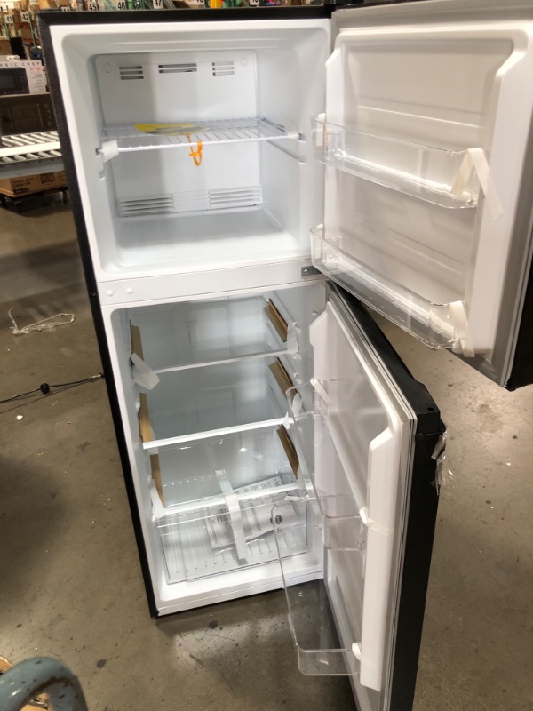 Photo 6 of 10.1 cu. ft. Top Freezer Refrigerator in Black
