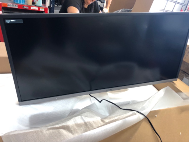 Photo 3 of (USED AND FOR PARTS ONLY) Samsung 34" Class Ultrawide Monitor with 21:9 Wide Screen, S34J552WQNXZA
