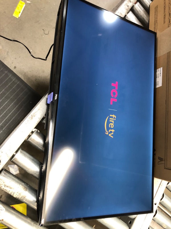 Photo 3 of TCL 32" Class S3 S-Class 1080p FHD HDR LED Smart TV with Google TV - 32S350G
