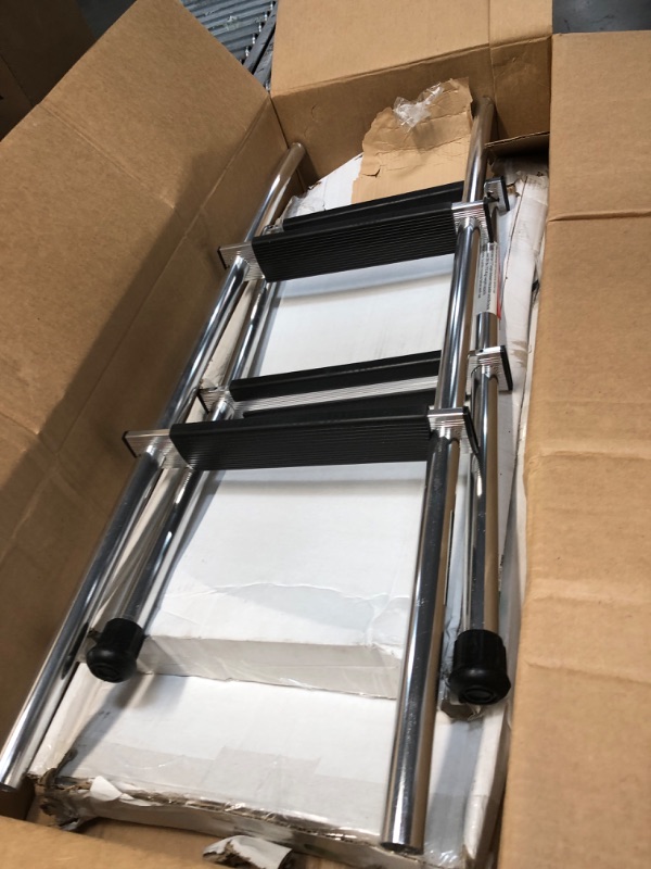 Photo 2 of [FOR PARTS]
Quick Products QP-LA-460S RV Bunk Ladder - 60", Silver