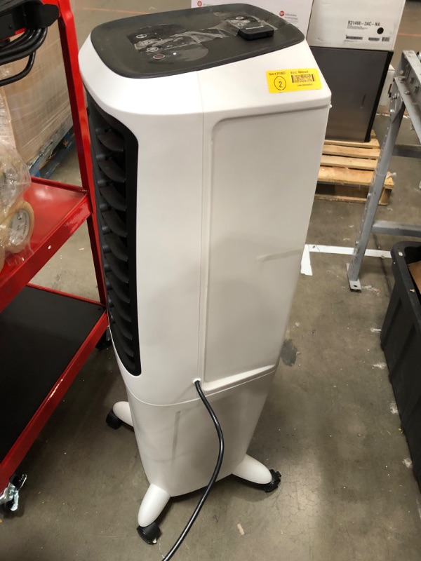 Photo 5 of Honeywell 700-CFM 3-Speed Indoor Portable Evaporative Cooler for 426-sq ft (Motor Included)