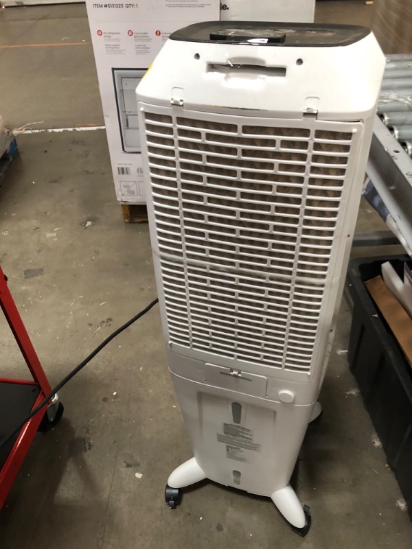 Photo 4 of Honeywell 700-CFM 3-Speed Indoor Portable Evaporative Cooler for 426-sq ft (Motor Included)