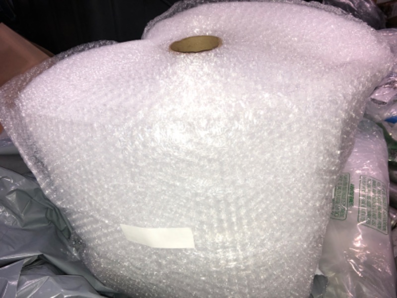 Photo 1 of *UNKNOWN SIZE** BUBBLE WRAP