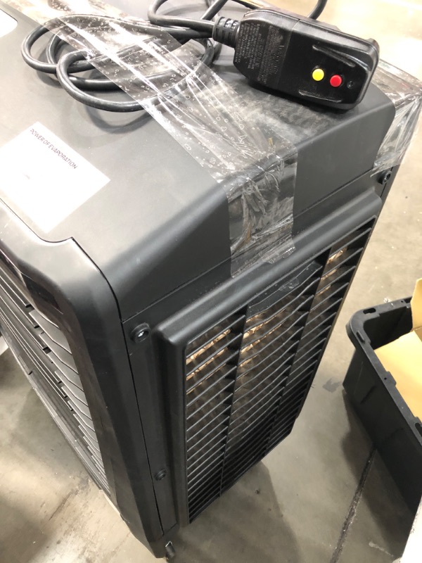 Photo 3 of *SEE COMMENTS*- Honeywell 2100-CFM 3-Speed Indoor/Outdoor Portable Evaporative Cooler for 1576-sq ft (Motor Included)