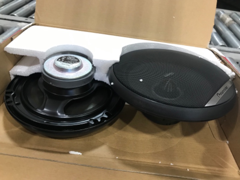 Photo 3 of Pioneer 2Way 16Cm 300W Car Speaker
