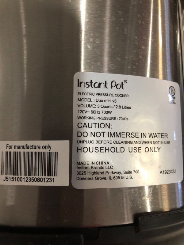 Photo 4 of * used * minor damage * see images *
Instant Pot Duo 7-in-1 Electric Pressure Cooker, Slow Cooker, Rice Cooker, Steamer, Sauté