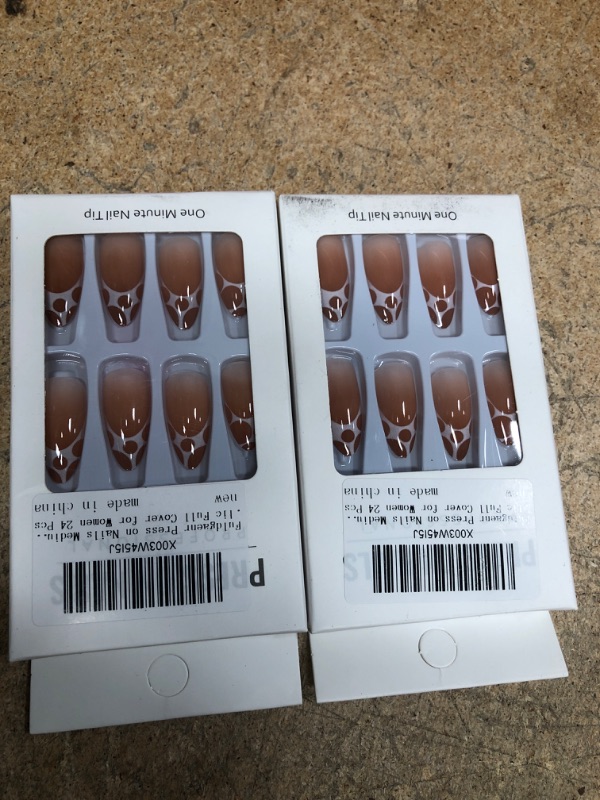 Photo 1 of **SET OF 2**  FALSE PRESS ON NAIL SET
