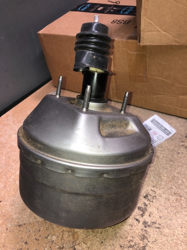 Photo 2 of *COLOR MAY VARY** Cardone 54-73189 Remanufactured Vacuum Power Brake Booster without Master Cylinder (Renewed)