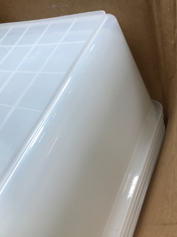Photo 4 of **ALL LIDS ARE BROKEN** IRIS USA 68qt/17gal Clear View Plastic Storage Bin with Lid, Gray Buckles NO LIDS BUT IS PACK OF 4
