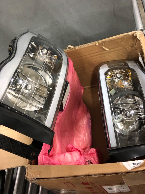 Photo 3 of *USED* AUTOSAVER88 Switchback LED Tube Headlights Assembly Compatible with 02 03 04 05 Dodge Ram 1500/2003-2005