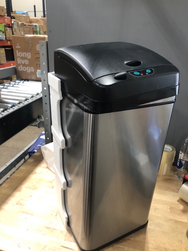 Photo 1 of 13 gal touchless trash can