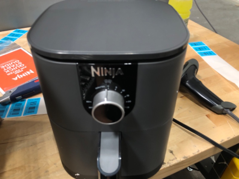 Photo 2 of ***POWERS-ON*** Ninja AF080 Mini Air Fryer, 2 Quarts Capacity, Compact, Nonstick, with Quick Set Timer, Grey