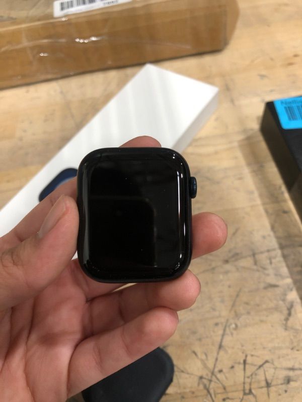 Photo 2 of Apple Watch Series 8 [GPS, 45mm] - Midnight Aluminum Case with Midnight Sport Band, M/L 
