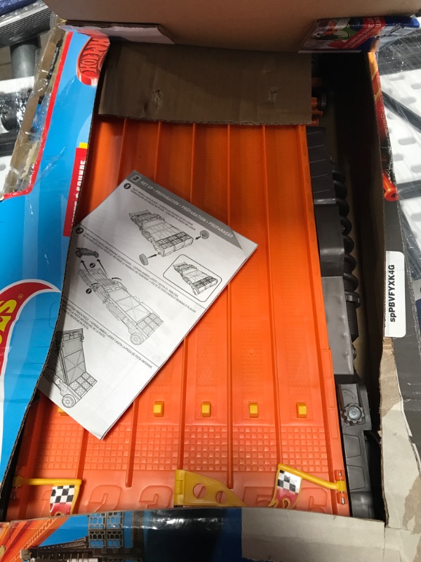 Photo 1 of ?Hot Wheels Track Set with 6 1:64 Scale Toy Cars and 6-Lane Race Track, Includes Track Storage and Lights and Sounds, Super 6-Lane Raceway ???