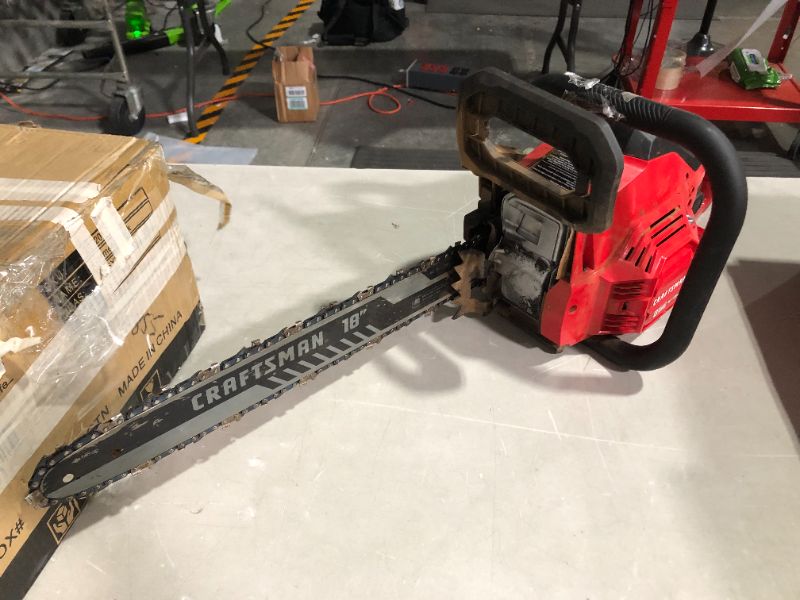 Photo 7 of ***NONFUNCTIONAL - SEE NOTES***
CRAFTSMAN S1800 42-cc 2-cycle 16-in Gas Chainsaw
