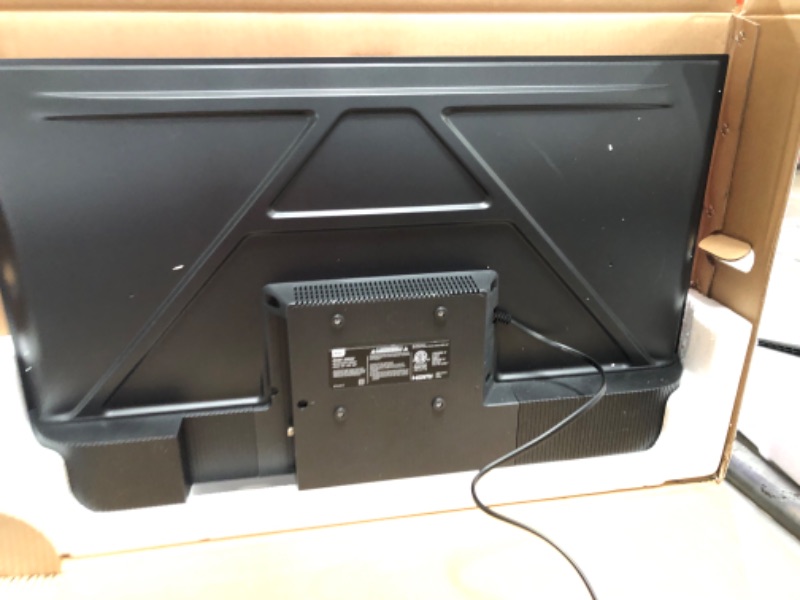 Photo 1 of TCL 32" Class 3-Series Full HD 1080p LED Smart Roku TV - 32S359