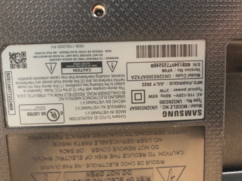 Photo 1 of SAMSUNG 32-inch Class LED Smart FHD TV 1080P (UN32N5300AFXZA, 2018 Model)