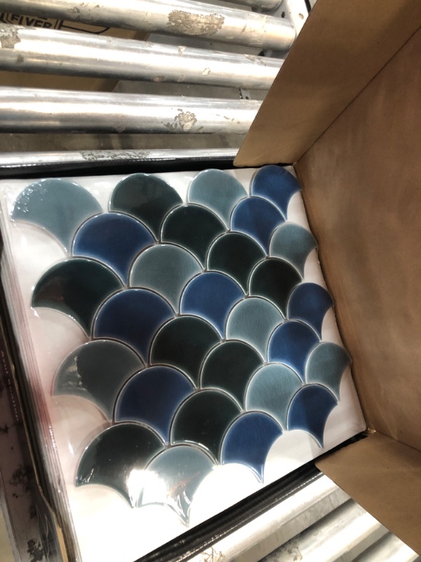 Photo 1 of 13"x10" BlueAzul ScallopGlossy Wall Tile 10 PC/9.1 Sq-Ft/Box