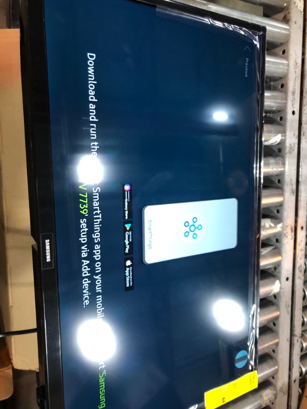 Photo 2 of   SAMSUNG 32-inch Class LED Smart FHD TV 1080P (UN32N5300AFXZA, 2018 Model)